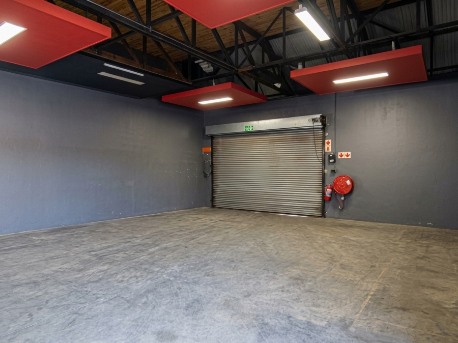 To Let Commercial Property for Rent in Zinniaville North West